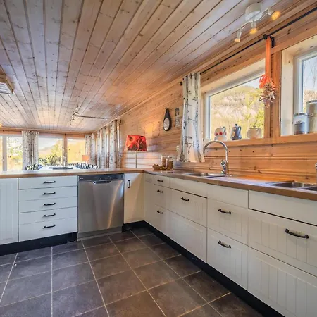 Lakehouse 14p With Sauna By The Water Курортный комплекс Врадал