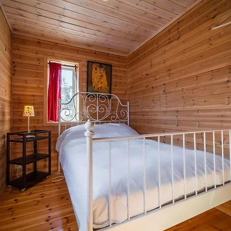 Курортный комплекс Lakehouse 14p With Sauna By The Water *