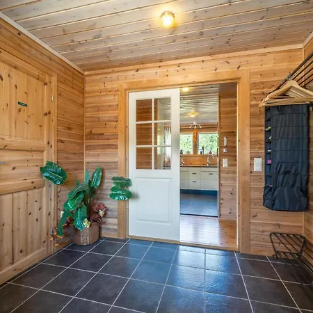Lakehouse 14p With Sauna By The Water