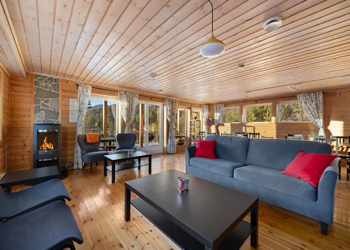Resort Lakehouse 14p With Sauna By The Water Vradal